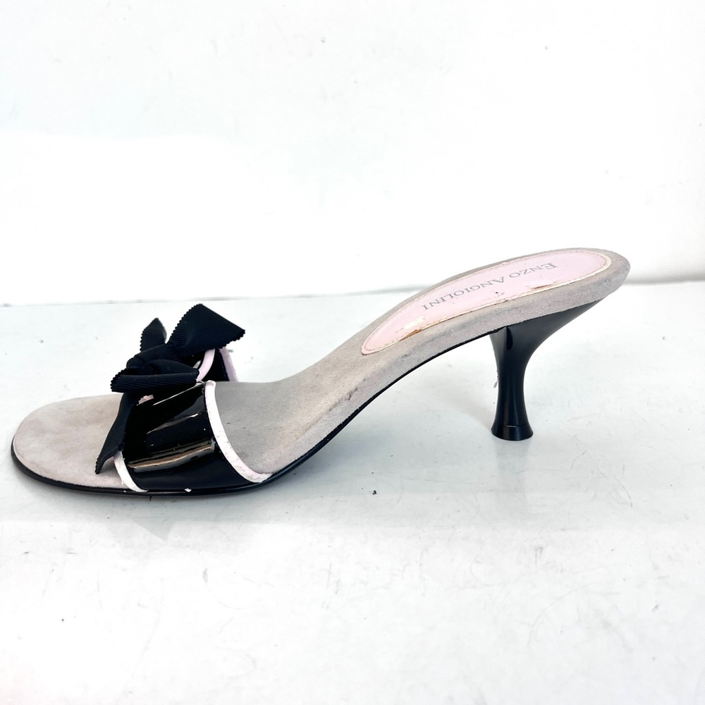 Enzo Angiolini bow sandals